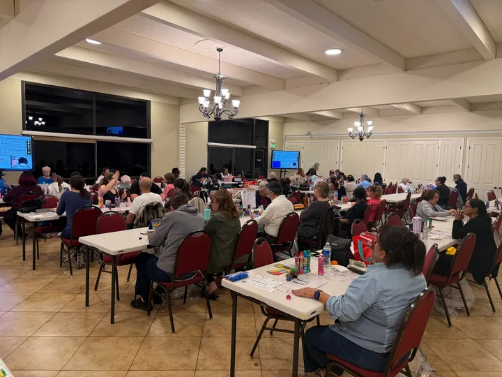 full house at an evening session